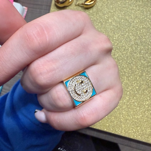 Smiley face ring - Picture 4 of 6